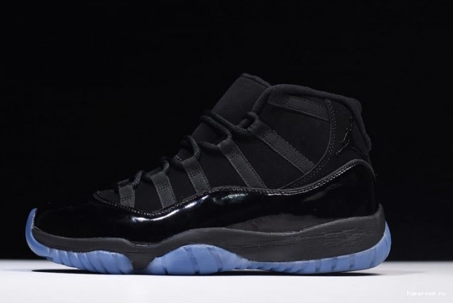 11 378037-005 black Cap and Jordan Gown Air 0723